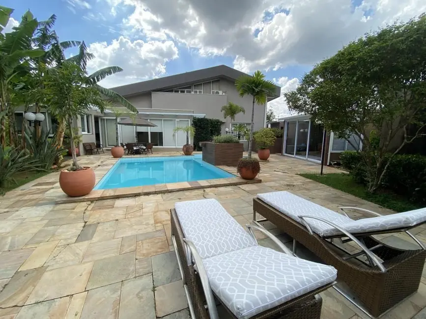 Casa com 5 quartos à venda, 459m2 em Piracicaba - SP - imagem 9 Foto 9 de Casa com 5 quartos à venda, 459m2 em Piracicaba - SP