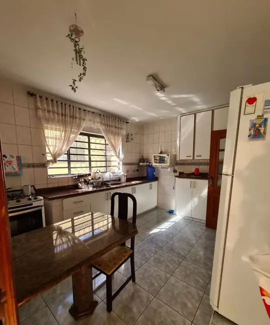 Foto 3 de Casa com 3 quartos à venda, 220m2 em Piracicaba - SP
