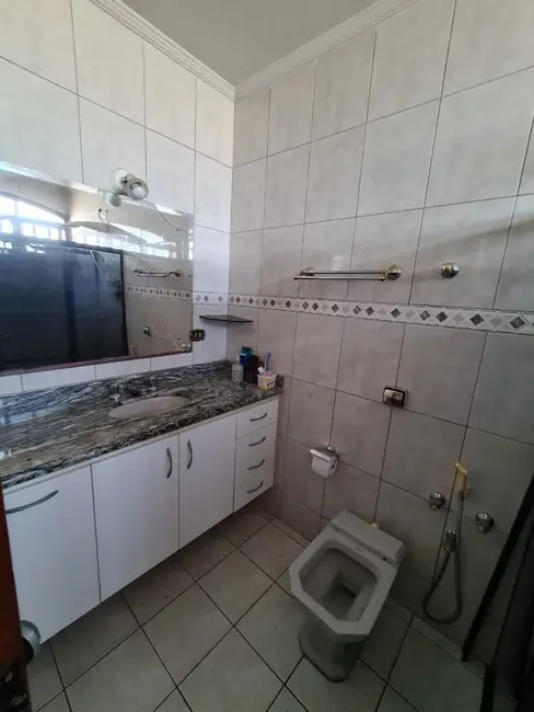 Foto 8 de Casa com 3 quartos à venda, 220m2 em Piracicaba - SP