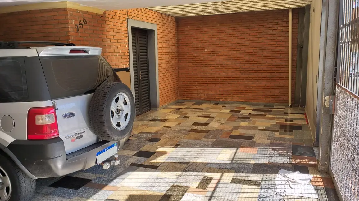 Foto 1 de Casa com 2 quartos à venda, 246m2 em Piracicaba - SP