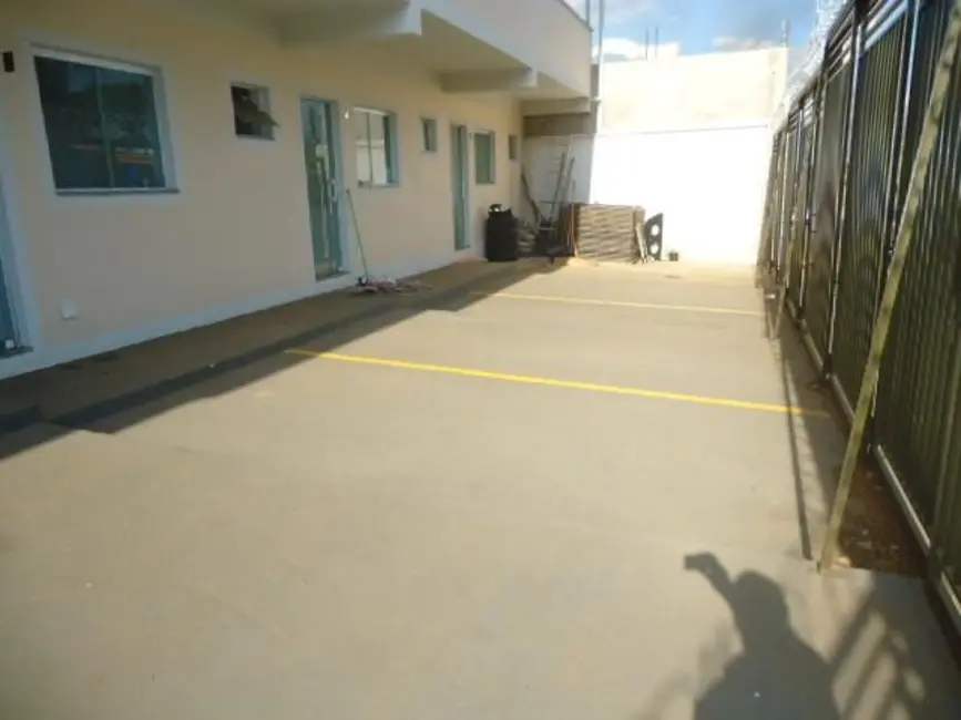 Kitnet com 1 quarto para alugar, 20m2 em Piracicaba - SP - imagem 2 Foto 2 de Kitnet com 1 quarto para alugar, 20m2 em Piracicaba - SP