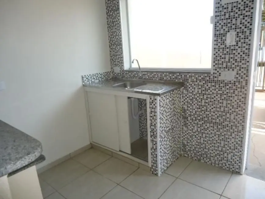 Kitnet com 1 quarto para alugar, 20m2 em Piracicaba - SP - imagem 4 Foto 4 de Kitnet com 1 quarto para alugar, 20m2 em Piracicaba - SP