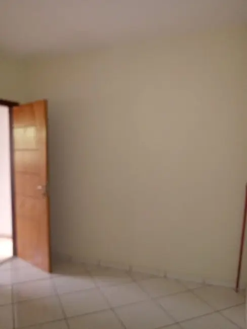 Casa com 2 quartos à venda, 61m2 em Piracicaba - SP - imagem 5 Foto 5 de Casa com 2 quartos à venda, 61m2 em Piracicaba - SP