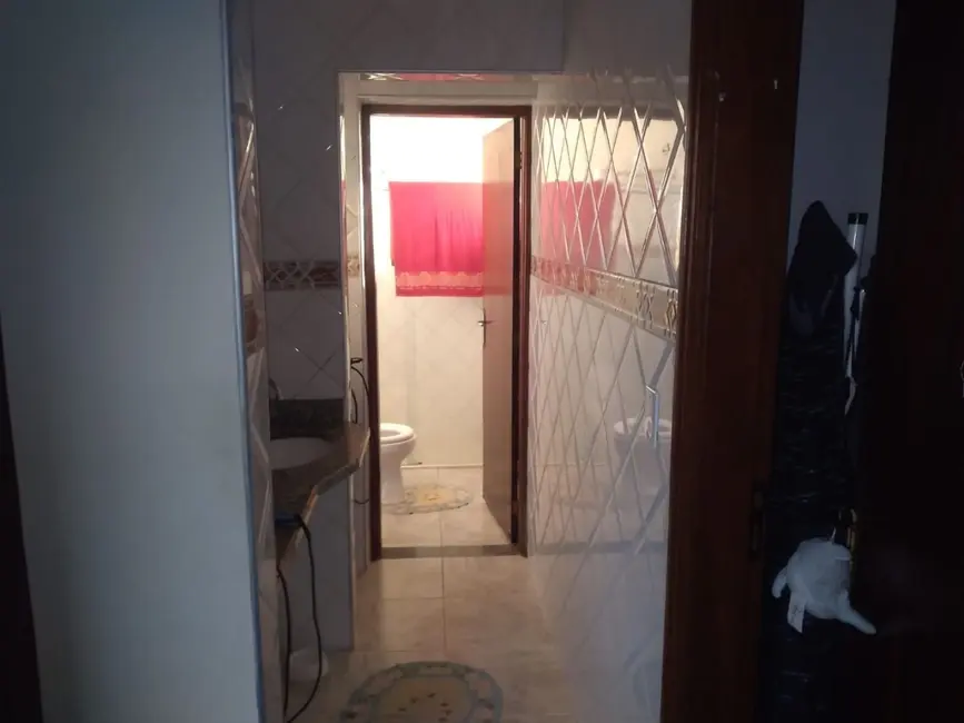 Casa com 5 quartos à venda, 250m2 em Piracicaba - SP - imagem 9 Foto 9 de Casa com 5 quartos à venda, 250m2 em Piracicaba - SP