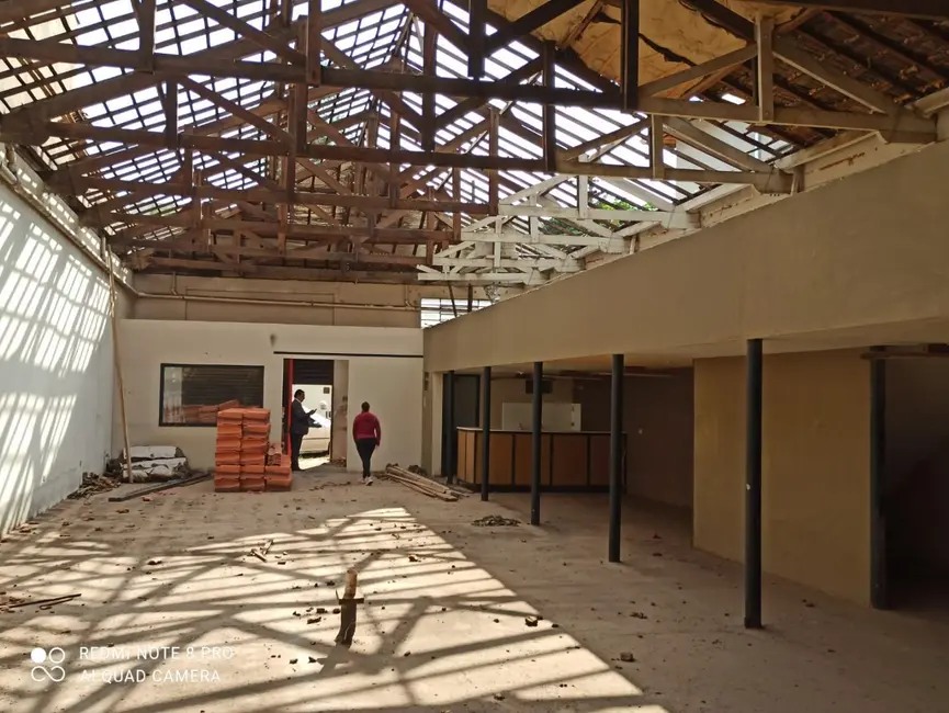 Foto 2 de Loja à venda e para alugar, 300m2 em Piracicaba - SP