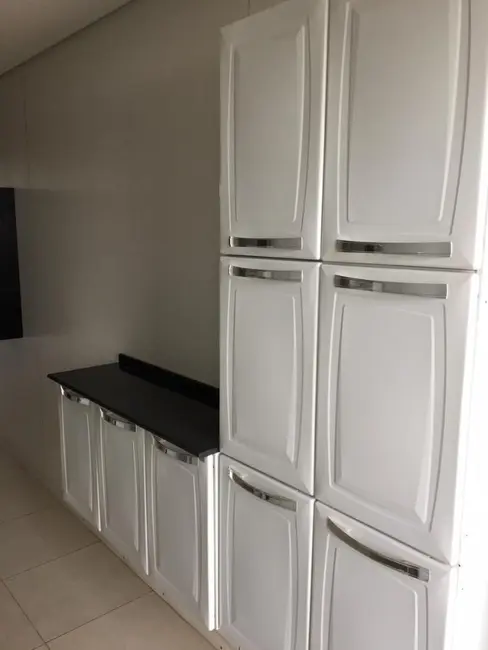 Kitnet com 1 quarto para alugar, 30m2 em Piracicaba - SP - imagem 4 Foto 4 de Kitnet com 1 quarto para alugar, 30m2 em Piracicaba - SP