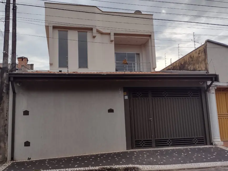 Foto 1 de Casa com 3 quartos à venda, 105m2 em Piracicaba - SP