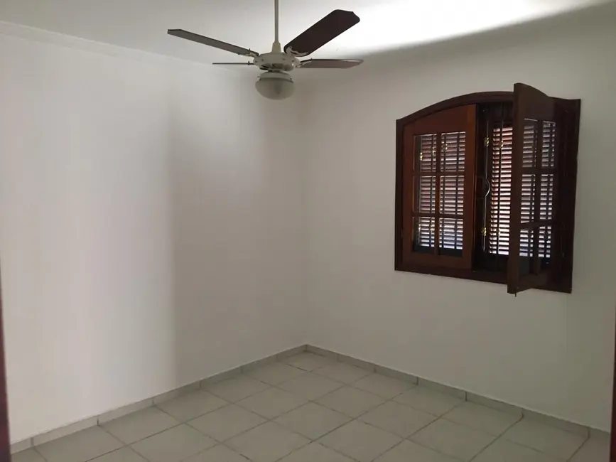 Foto 2 de Casa com 2 quartos à venda, 125m2 em Piracicaba - SP