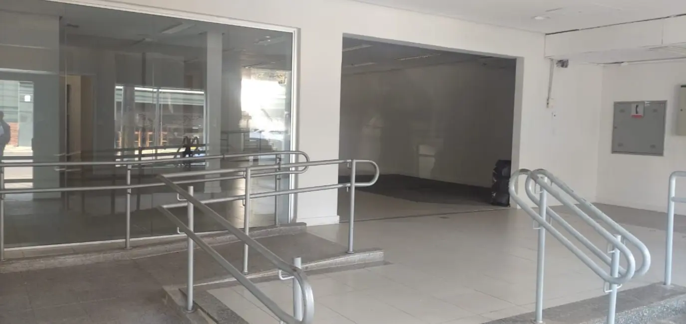 Foto 2 de Loja para alugar, 379m2 em Piracicaba - SP