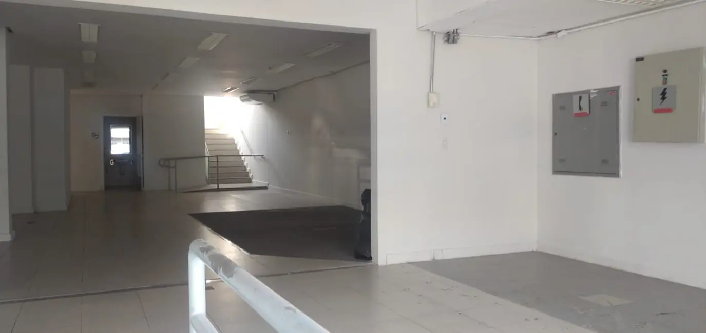 Foto 4 de Loja para alugar, 379m2 em Piracicaba - SP