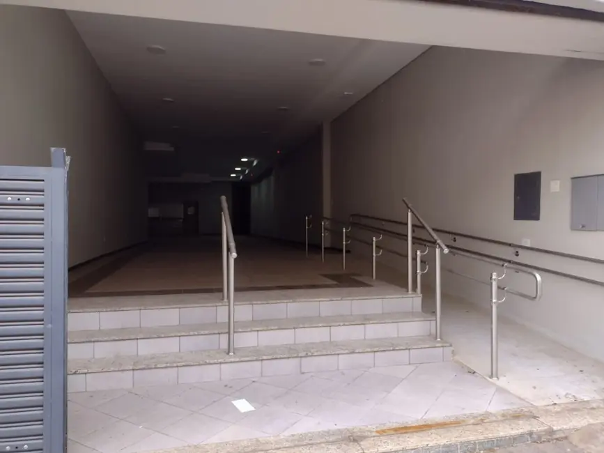 Foto 1 de Loja para alugar, 261m2 em Piracicaba - SP