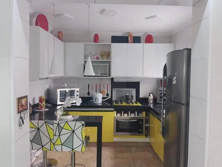 Casa com 4 quartos à venda, 230m2 em Piracicaba - SP - imagem 9 Foto 9 de Casa com 4 quartos à venda, 230m2 em Piracicaba - SP