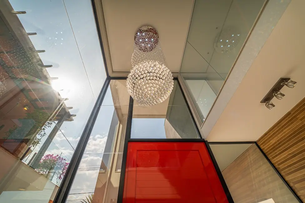 Foto 4 de Casa de Condomínio com 3 quartos à venda e para alugar, 387m2 em Sao Pedro - SP