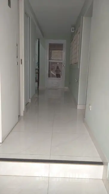 Sala Comercial para alugar, 18m2 em Piracicaba - SP - imagem 5 Foto 5 de Sala Comercial para alugar, 18m2 em Piracicaba - SP