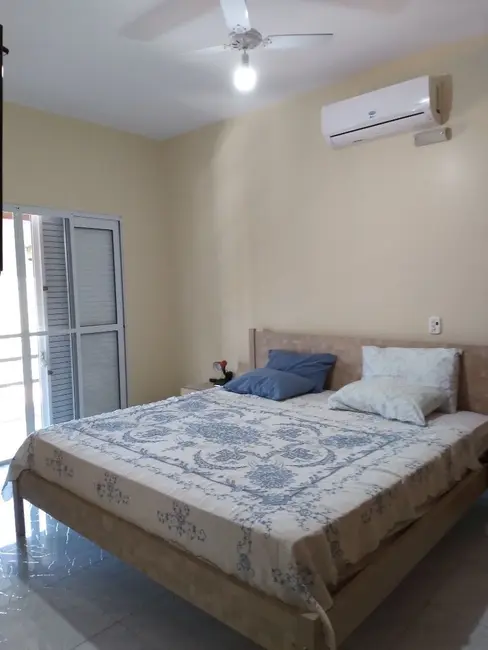 Foto 8 de Casa com 3 quartos à venda, 200m2 em Aguas De Sao Pedro - SP