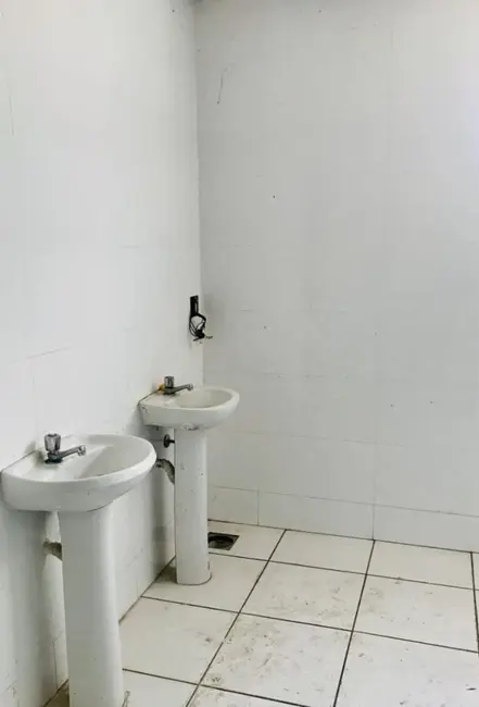 Foto 2 de Loja para alugar, 590m2 em Piracicaba - SP