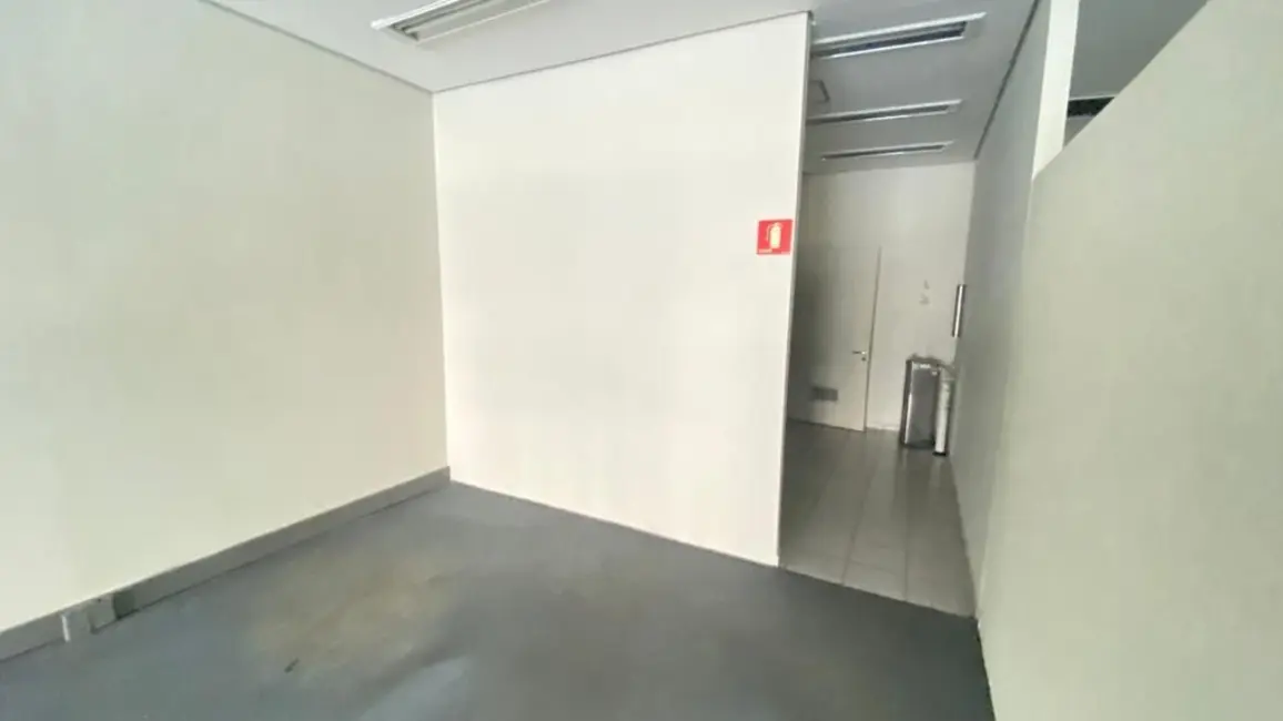 Foto 8 de Loja para alugar, 351m2 em Piracicaba - SP