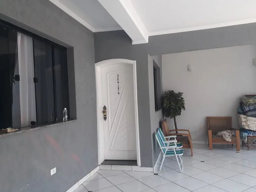 Casa com 3 quartos à venda, 175m2 em Piracicaba - SP - imagem 4 Foto 4 de Casa com 3 quartos à venda, 175m2 em Piracicaba - SP