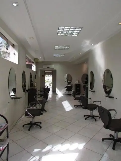 Casa Comercial com 6 quartos à venda, 553m2 em Piracicaba - SP - imagem 6 Foto 6 de Casa Comercial com 6 quartos à venda, 553m2 em Piracicaba - SP