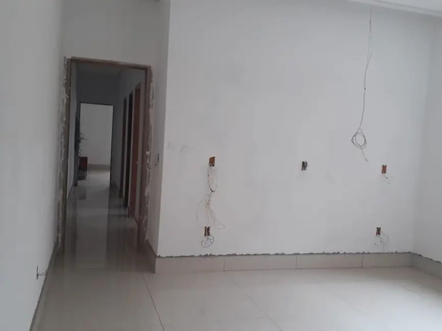 Foto 4 de Casa com 3 quartos à venda, 130m2 em Piracicaba - SP