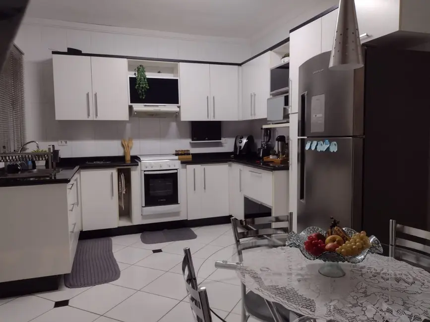 Foto 6 de Casa com 2 quartos à venda, 250m2 em Piracicaba - SP