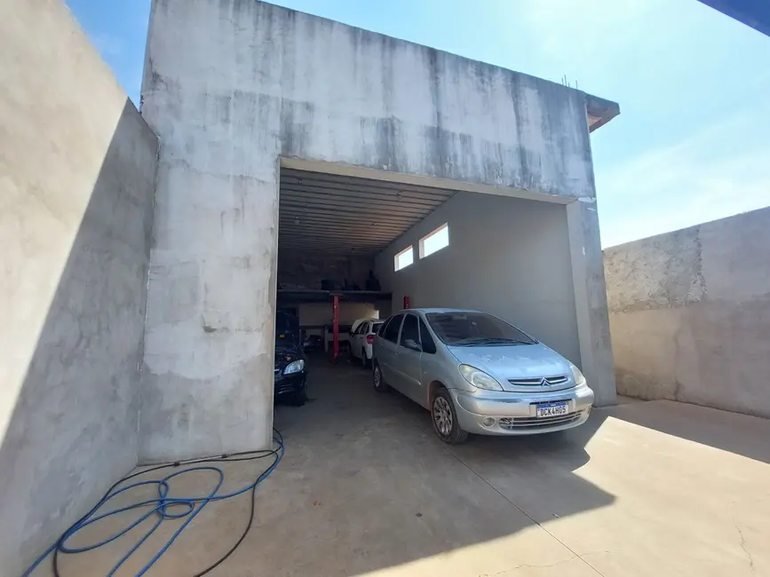 Foto 2 de Casa com 2 quartos à venda, 200m2 em Piracicaba - SP