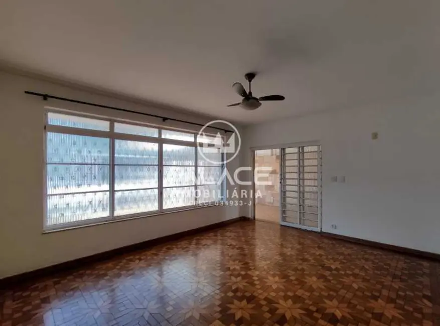 Foto 4 de Casa com 3 quartos para alugar, 224m2 em Piracicaba - SP