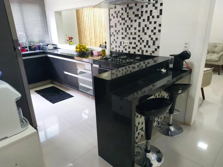 Foto 4 de Casa com 2 quartos à venda, 93m2 em Piracicaba - SP