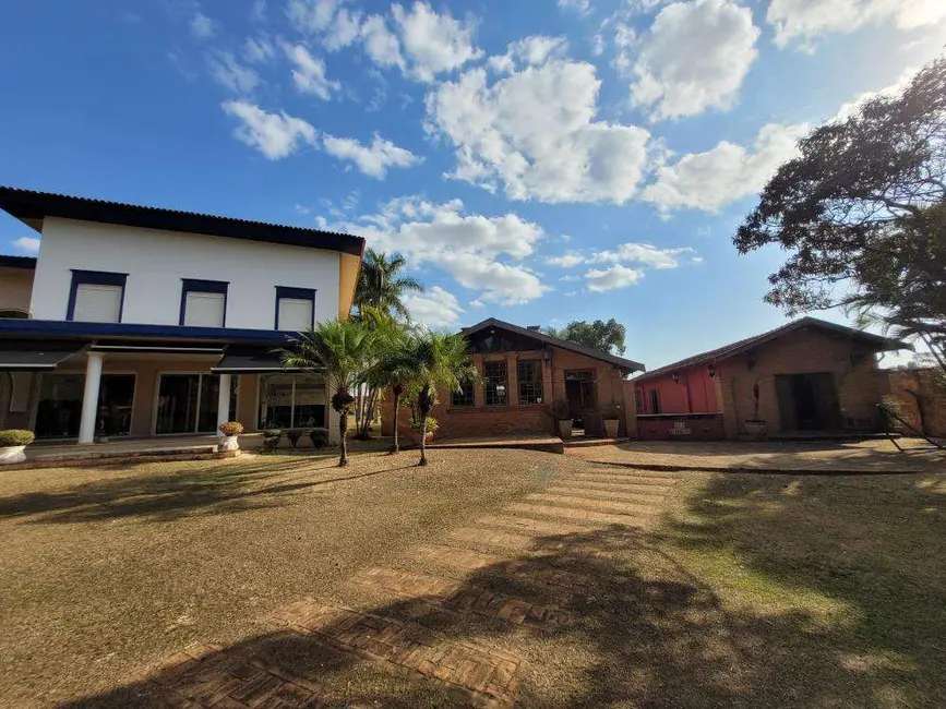 Foto 2 de Chácara com 9 quartos à venda e para alugar, 1670m2 em Piracicaba - SP