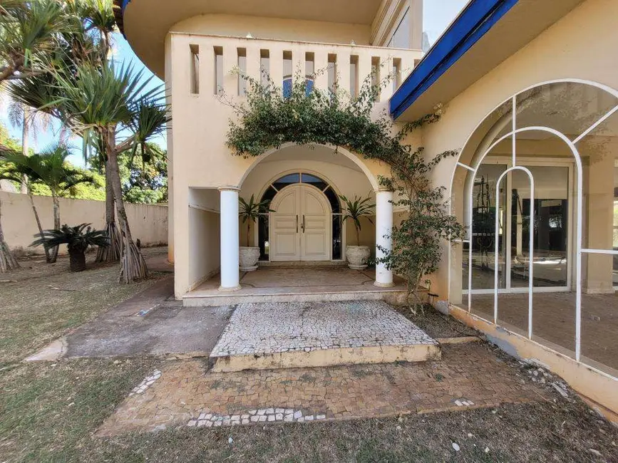 Chácara com 9 quartos à venda e para alugar, 1670m2 em Piracicaba - SP - imagem 3 Foto 3 de Chácara com 9 quartos à venda e para alugar, 1670m2 em Piracicaba - SP