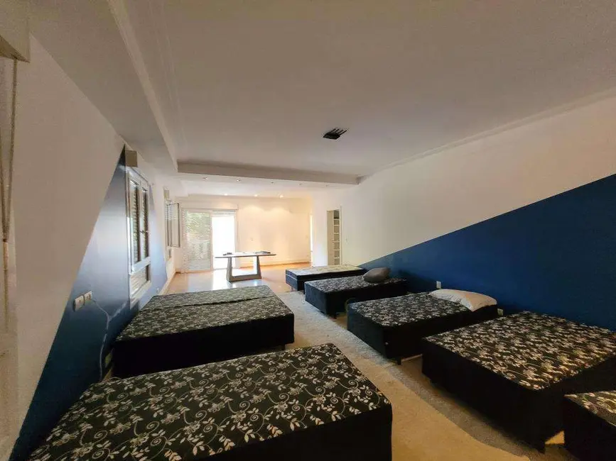 Chácara com 9 quartos à venda e para alugar, 1670m2 em Piracicaba - SP - imagem 8 Foto 8 de Chácara com 9 quartos à venda e para alugar, 1670m2 em Piracicaba - SP