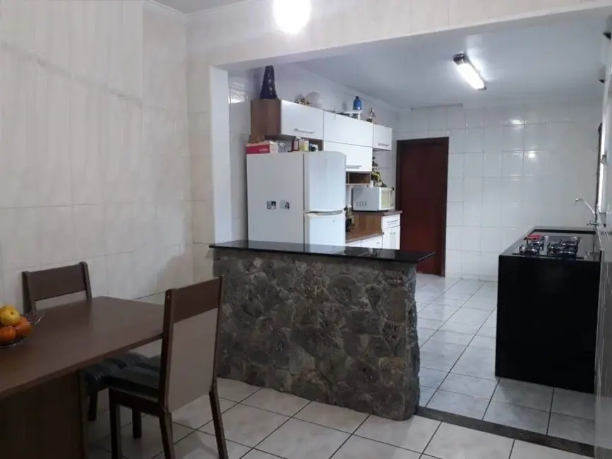 Casa de Condomínio com 2 quartos à venda, 84m2 em Piracicaba - SP - imagem 8 Foto 8 de Casa de Condomínio com 2 quartos à venda, 84m2 em Piracicaba - SP