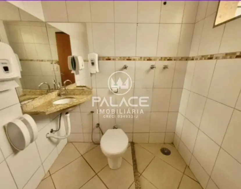 Foto 9 de Loja para alugar, 243m2 em Piracicaba - SP