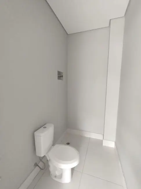 Sala Comercial para alugar, 57m2 em Piracicaba - SP - imagem 8 Foto 8 de Sala Comercial para alugar, 57m2 em Piracicaba - SP