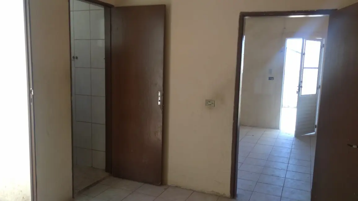 Casa com 4 quartos à venda, 150m2 em Piracicaba - SP - imagem 4 Foto 4 de Casa com 4 quartos à venda, 150m2 em Piracicaba - SP