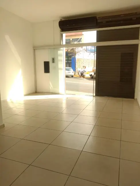 Foto 2 de Loja para alugar, 58m2 em Piracicaba - SP