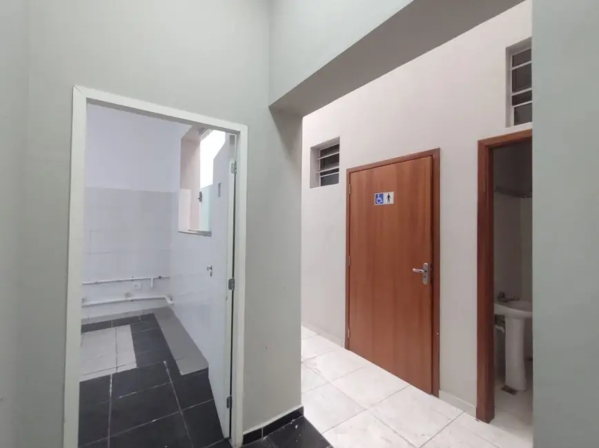 Foto 8 de Loja para alugar, 261m2 em Piracicaba - SP