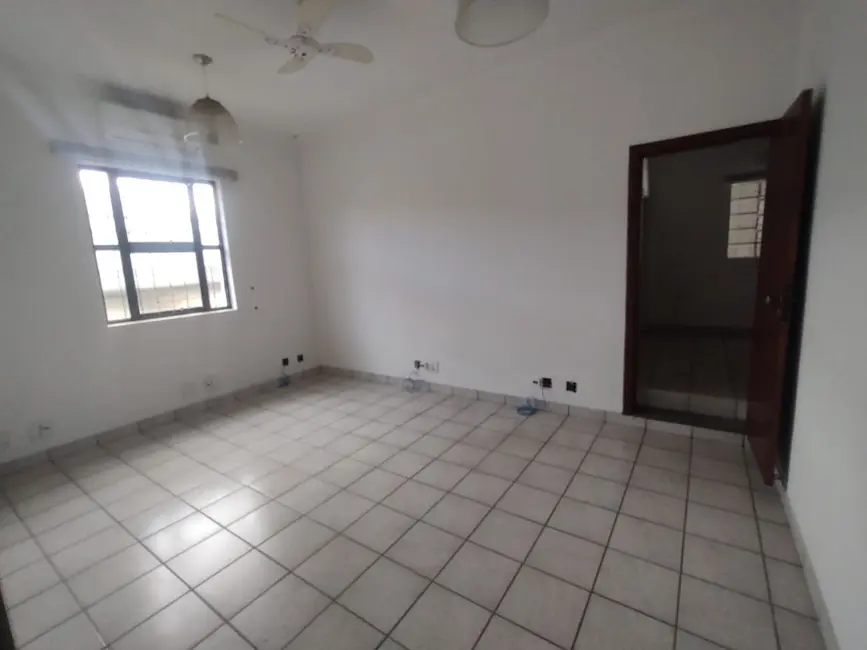 Foto 8 de Casa Comercial com 3 quartos à venda, 248m2 em Piracicaba - SP