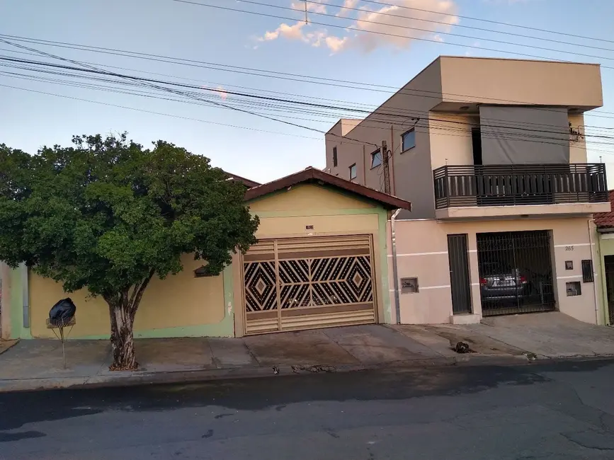 Casa com 3 quartos à venda, 360m2 em Piracicaba - SP - imagem 1 Foto 1 de Casa com 3 quartos à venda, 360m2 em Piracicaba - SP