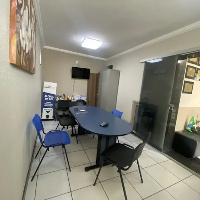 Foto 3 de Casa Comercial à venda, 140m2 em Piracicaba - SP
