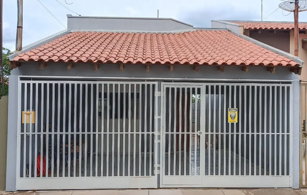Foto 1 de Casa com 2 quartos à venda, 120m2 em Regente Feijo - SP