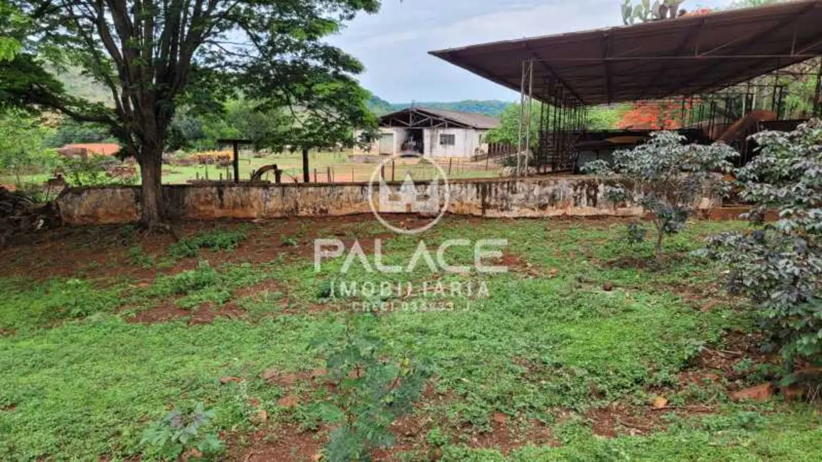 Foto 2 de Fazenda / Haras com 6 quartos à venda, 1000m2 em Dourado - SP