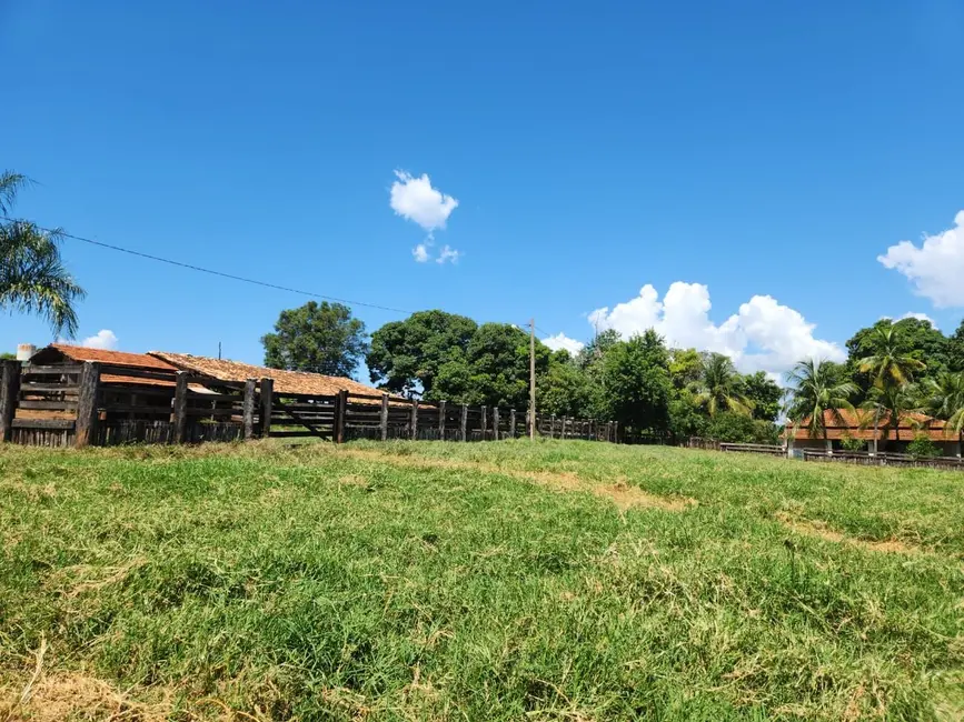 Foto 1 de Fazenda / Haras com 4 quartos à venda, 800m2 em Santo Antonio Do Aracangua - SP