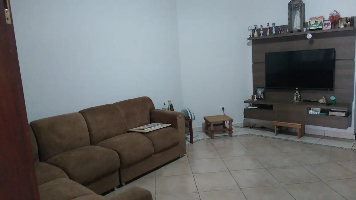 Casa com 3 quartos à venda, 222m2 em Piracicaba - SP - imagem 5 Foto 5 de Casa com 3 quartos à venda, 222m2 em Piracicaba - SP
