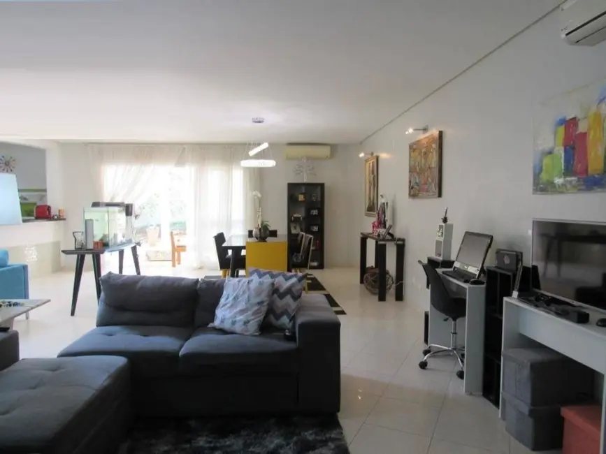 Casa com 4 quartos à venda, 400m2 em Piracicaba - SP - imagem 3 Foto 3 de Casa com 4 quartos à venda, 400m2 em Piracicaba - SP