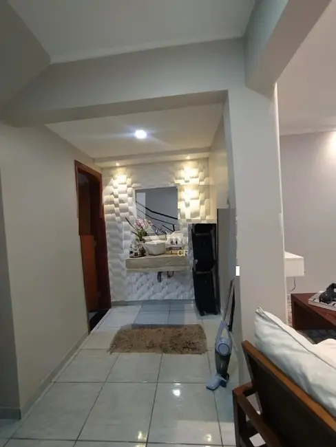 Foto 2 de Casa com 3 quartos à venda, 147m2 em Piracicaba - SP