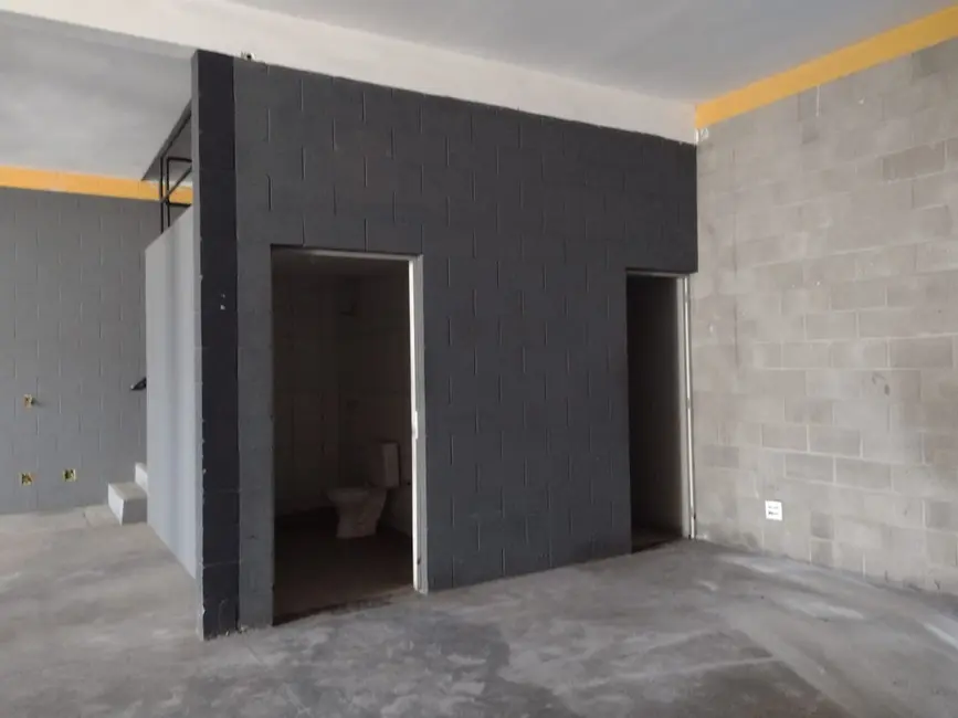 Loja para alugar, 355m2 em Piracicaba - SP - imagem 8 Foto 8 de Loja para alugar, 355m2 em Piracicaba - SP