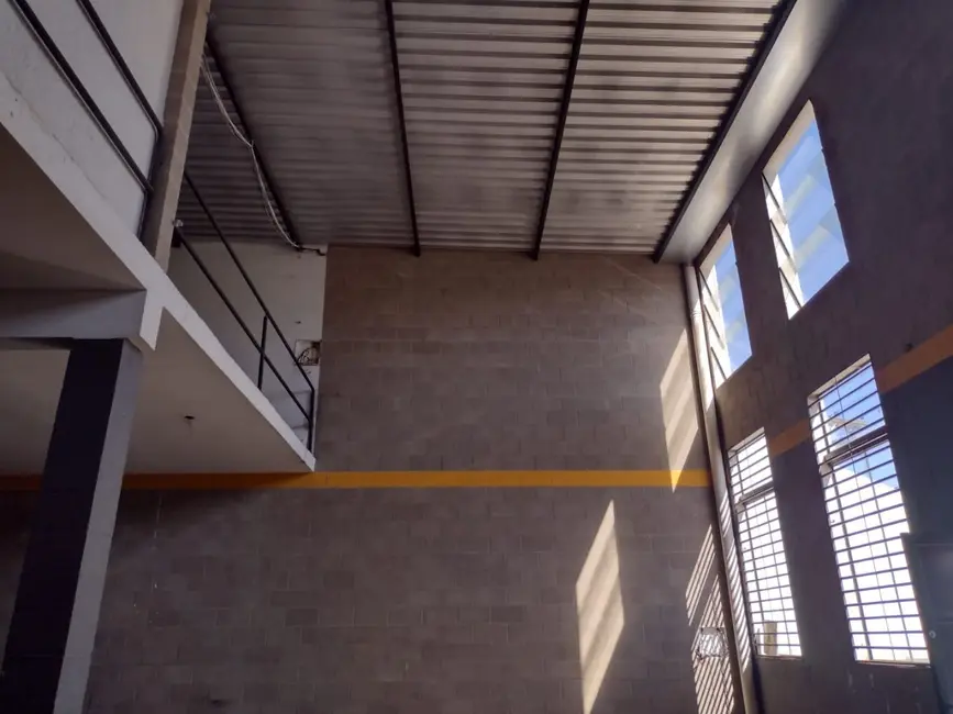 Loja para alugar, 355m2 em Piracicaba - SP - imagem 1 Foto 1 de Loja para alugar, 355m2 em Piracicaba - SP