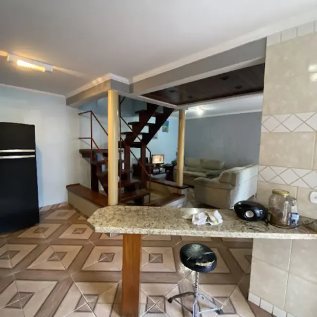 Casa com 4 quartos à venda, 144m2 em Piracicaba - SP - imagem 6 Foto 6 de Casa com 4 quartos à venda, 144m2 em Piracicaba - SP
