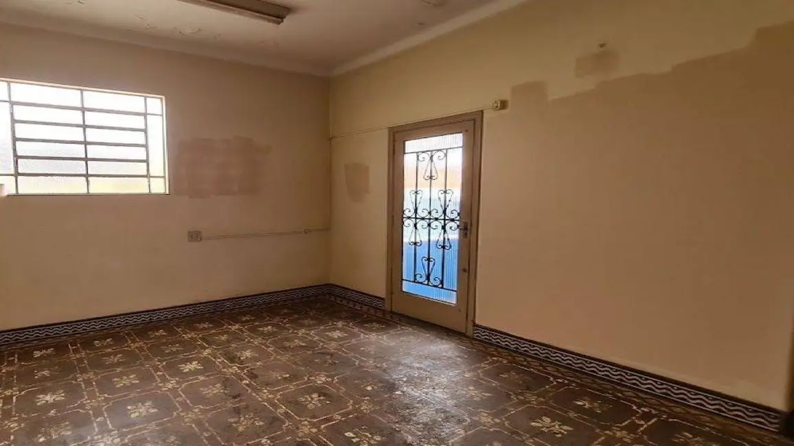 Foto 4 de Casa Comercial com 3 quartos à venda, 267m2 em Piracicaba - SP